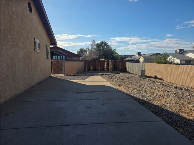 4339 Chorro Dr