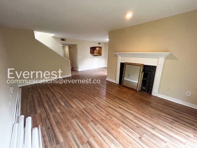 Photo - 9 Sycamore Ct