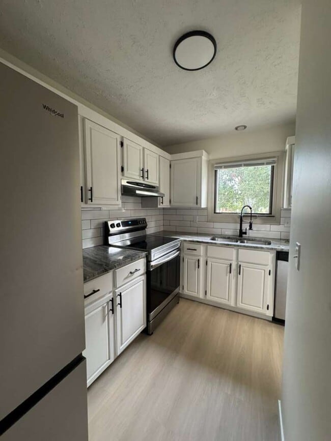 Photo - 4605 Tipperary Trail