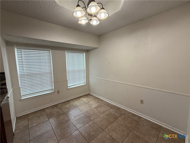 Photo - 2401 Ridglea Ct