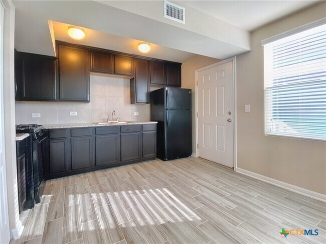 Photo - 1721 Arbor Knot Dr Unit Garage Apartment