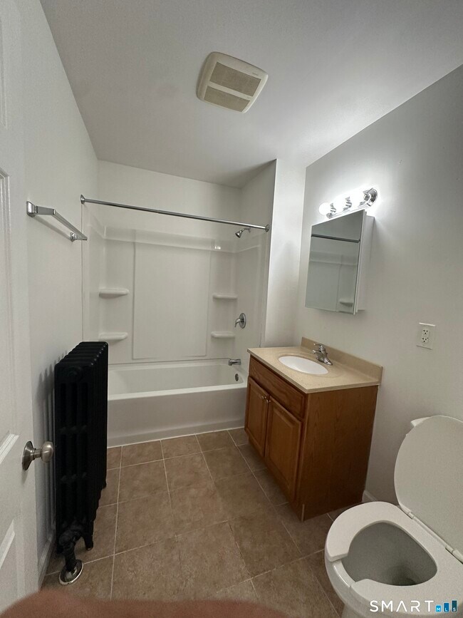 Photo - 178 Martin St Unit 3rd Floor