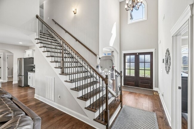 Photo - 8325 Turnbull Dr