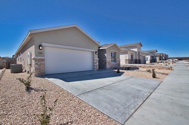 Photo - 729 C. Escondida