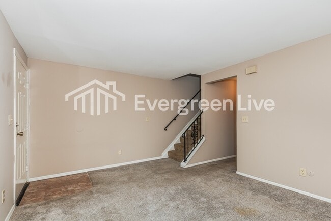 Photo - 8053 Mt Aetna St