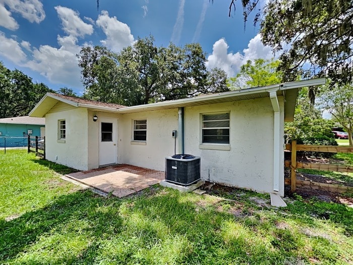 Photo - 39643 Meadowood Loop
