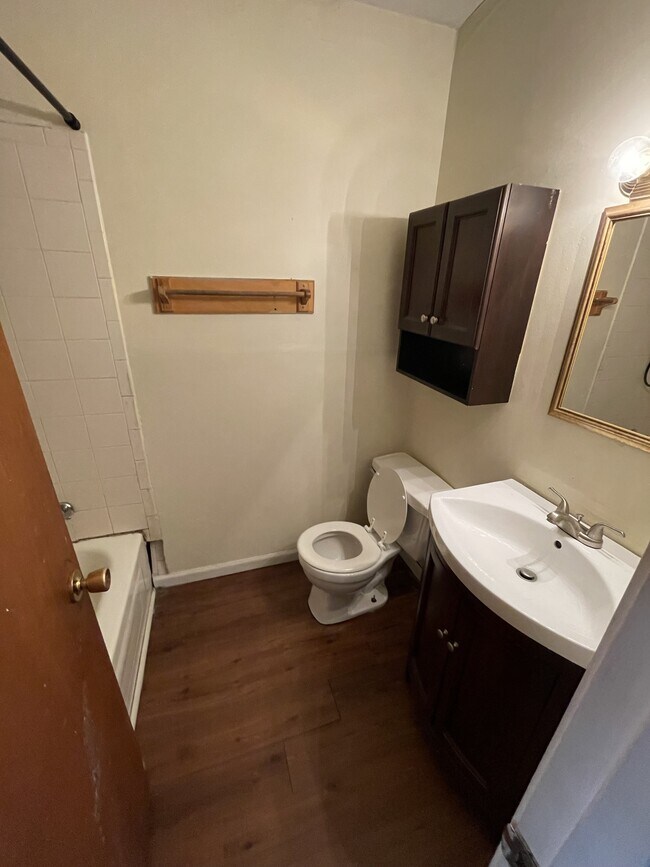 Photo - 803 Bartley Ave