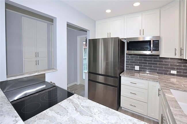 Photo - 50 Woodland Dr Unit 207