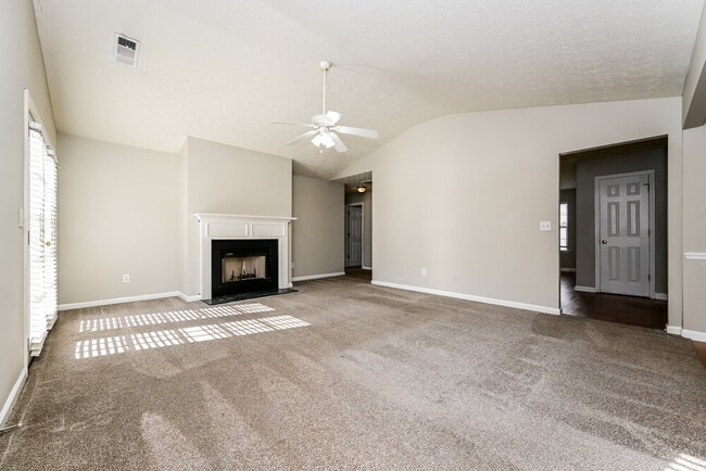 Photo - 1855 Neighborhood Walk