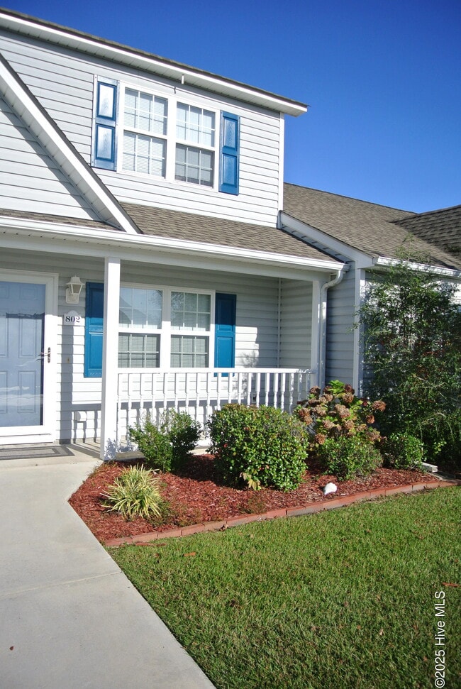 Building Photo - 802 Courtyard E Rental