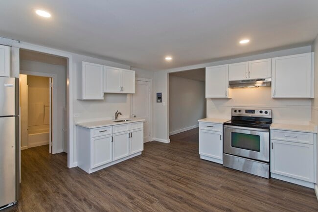 68 Fairview Ave Unit 2