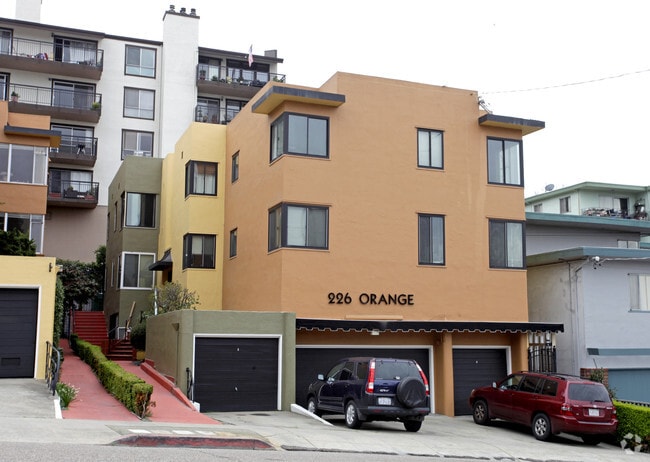 Building Photo - 226 Orange Rental
