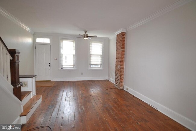 Building Photo - 124 W Union St Rental