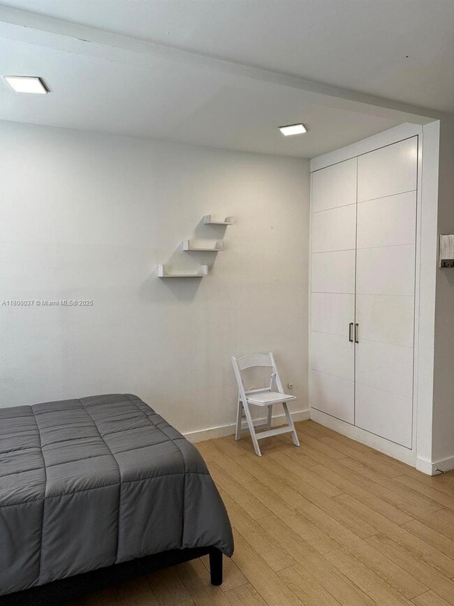 Photo - 642 Michigan Ave Unit 6