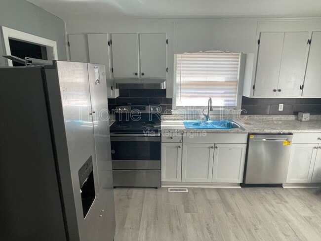 Photo - 1404 Forest St