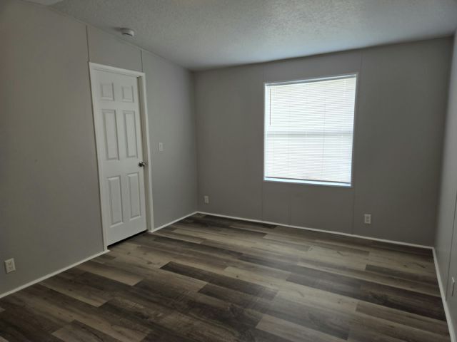 Photo - 119 Elderberry Ln