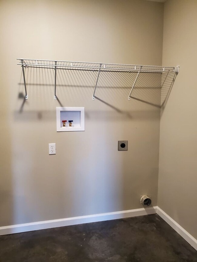 Photo - 192 Chiricahua Ln