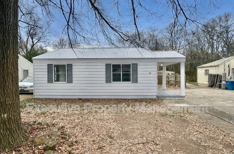 Photo - 80 Wilkes Cir