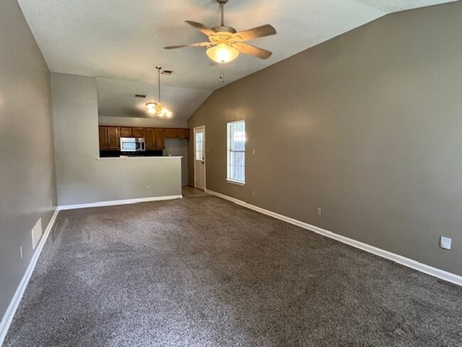 Photo - Renovated 2 Bedroom 2 Bath Home for Rent!