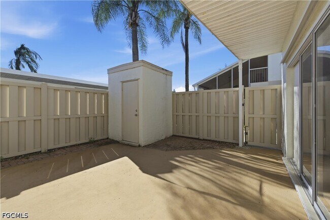 Photo - 6867 Pentland Way Unit 52