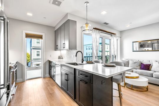 Photo - 287 Maverick St Unit 202