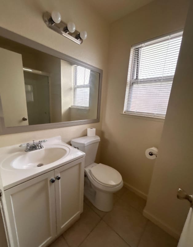 Photo - 4304 Calcutta Way Unit #2