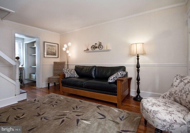 Photo - 1221 Panama St