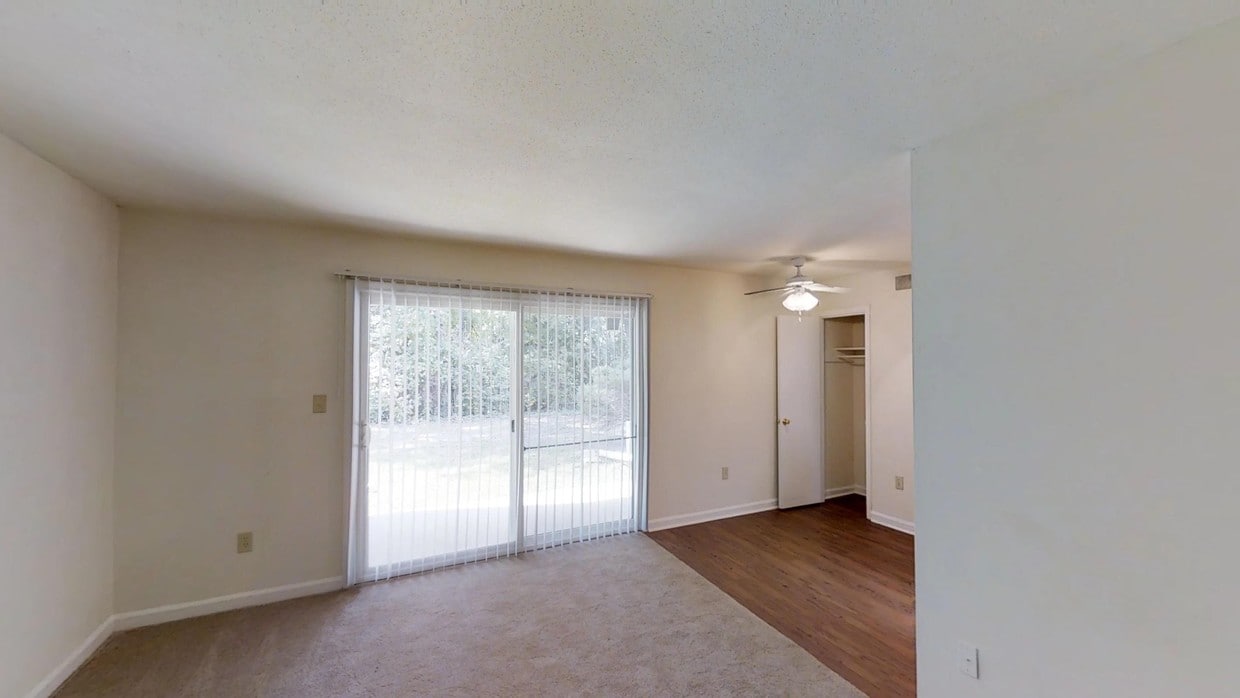 Photo - Chapel Tower- Students save up to 10%! Apartments