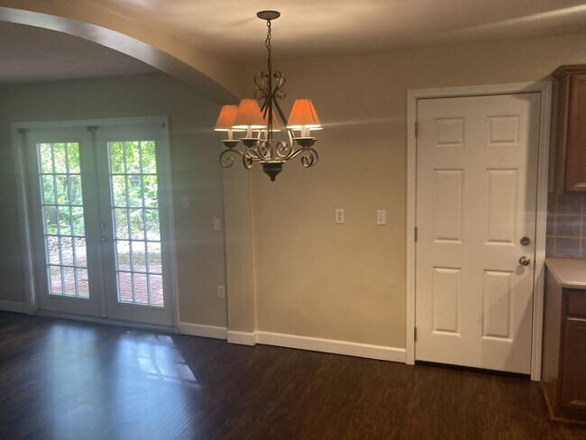 Photo - 3BD/2BA HOME IN "OLDE WINDERMERE"