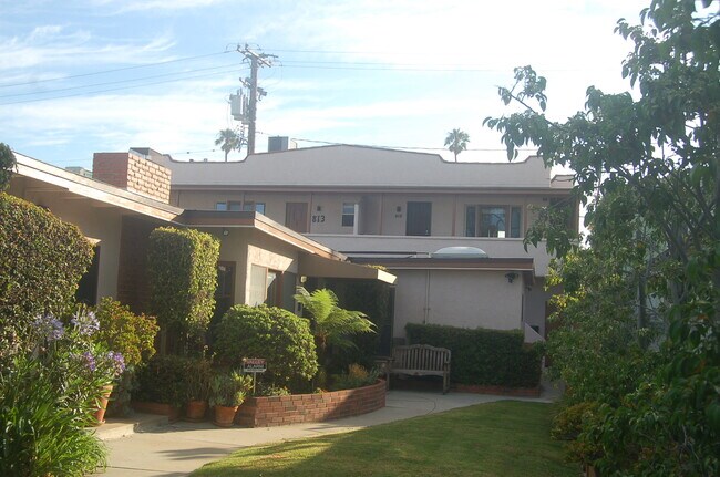 813 7th St Unit 813