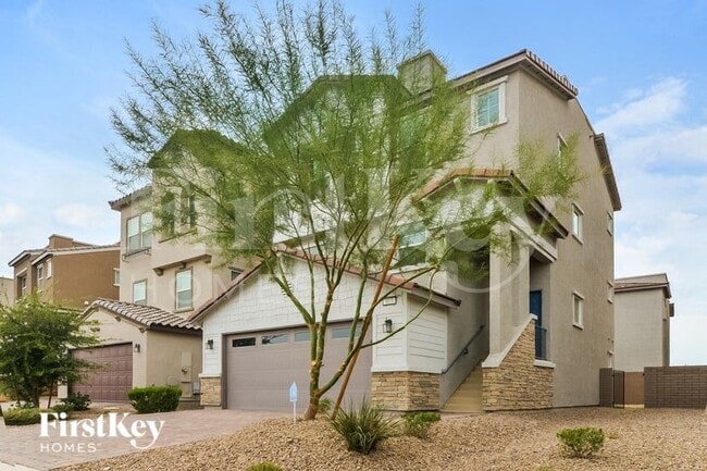 Photo - 803 N Water St