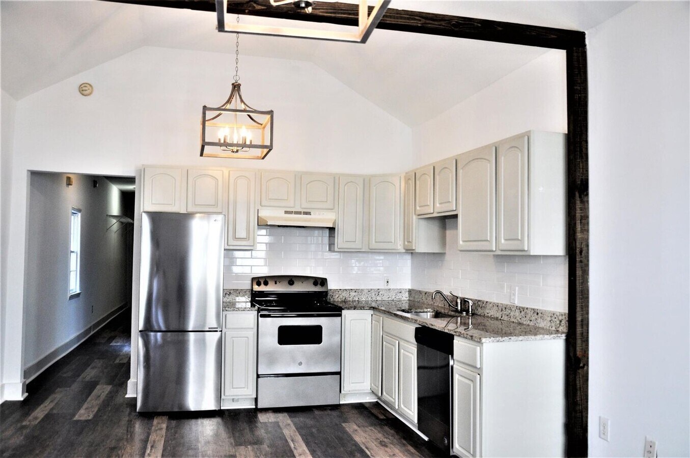 Photo - Awesome Three Bedroom One Bath Home - Downtown Charleston - Excellent Location! Unit 11 Humphrey Court