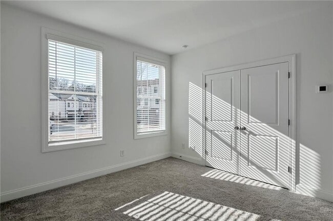 Photo - 1115 Larkin Dr