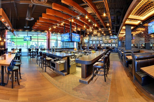 Photo - 16587-16100 100 St NW Unit SI ID1308598P