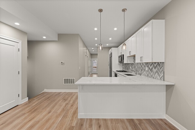 Photo - 3608 W Diversey Ave Unit 1