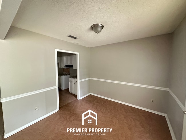 Photo - Charming 3BR/2BA in Country Brook | Vaulted Ceilings, Fireplace & Fenced Yard