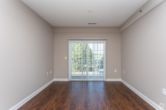 1BR, 1BA - The Civic - 715 SF
