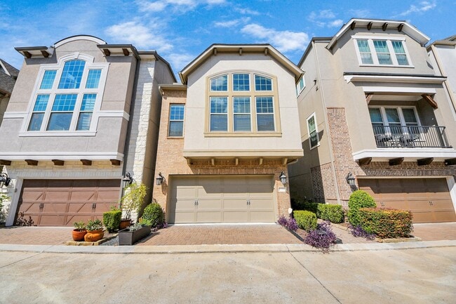 Photo - 8306 Hillendahl Blvd