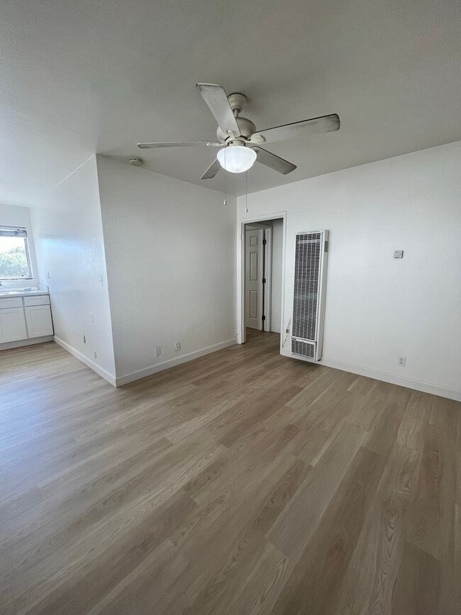 Building Photo - 417 S 9th St Unit 3