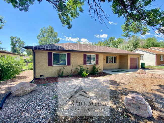 Photo - 325 W Ramona Ave