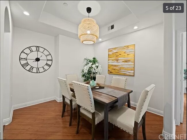 Photo - 5703 Laurel Canyon Blvd Unidad 205