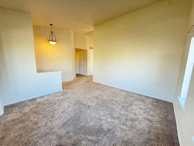 Photo - 3 Bedroom, 2 Bath Home Available!