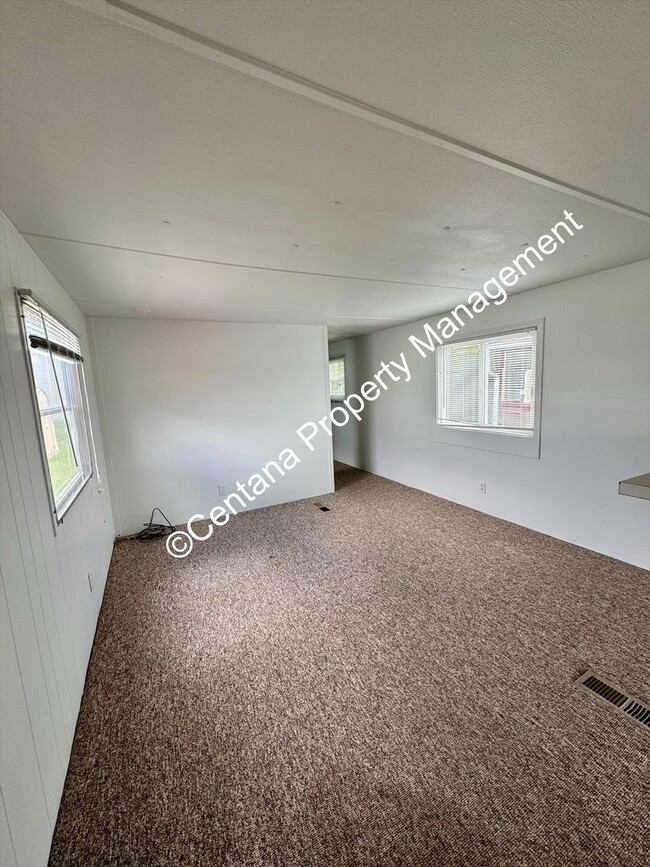 Photo - 2 bedroom in the Cobban Courts!