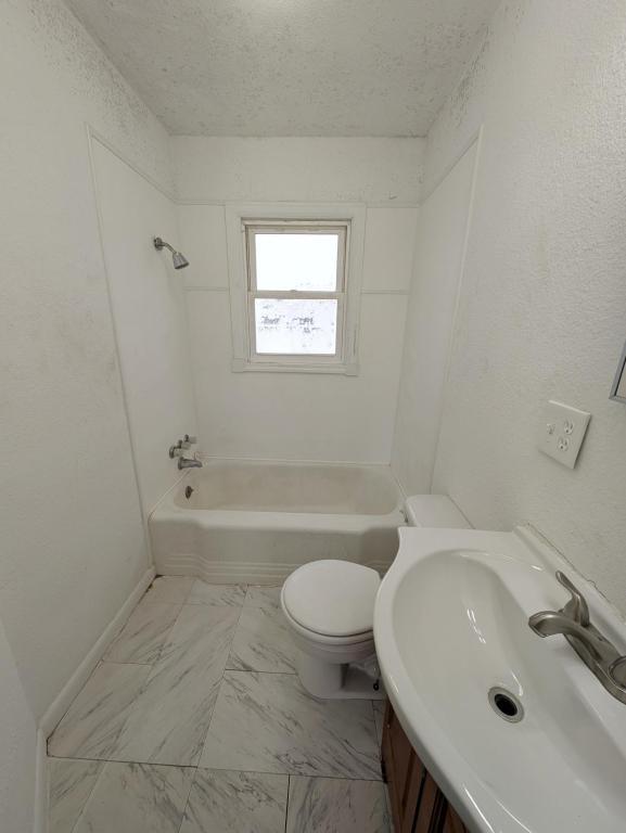 Photo - 521.5 Jackson St
