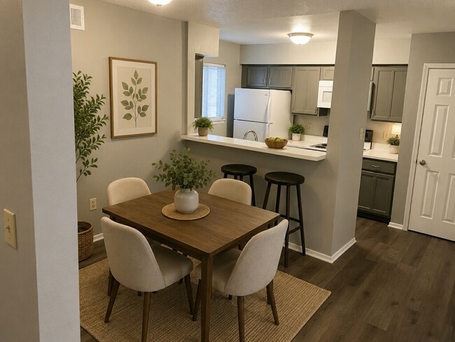 Photo - Devine Place Apartments