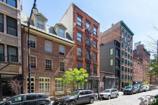 Photo - 271 Water St