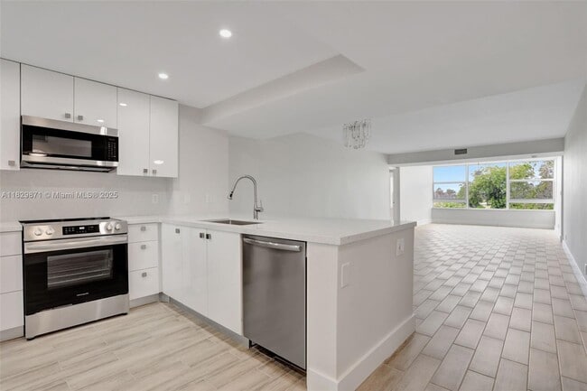 Photo - 4091 Cypress Reach Ct Condo Unit 301