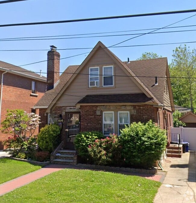 Building Photo - 166-40 17th Ave Rental