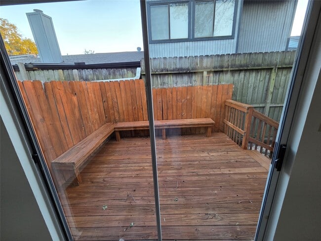 Photo - 42 Silver Creek Dr