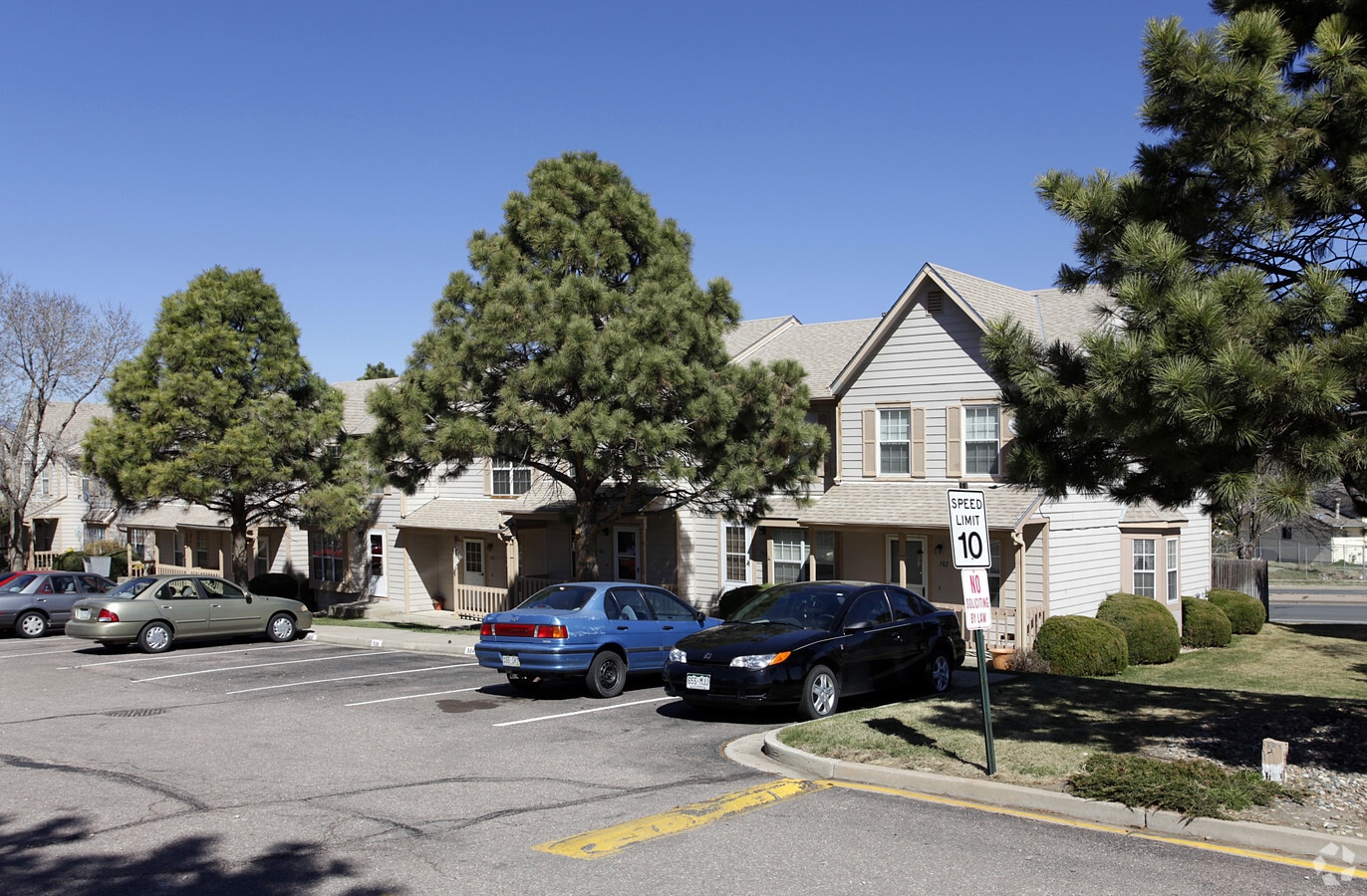 Crestline Townhomes - Crestline Townhomes